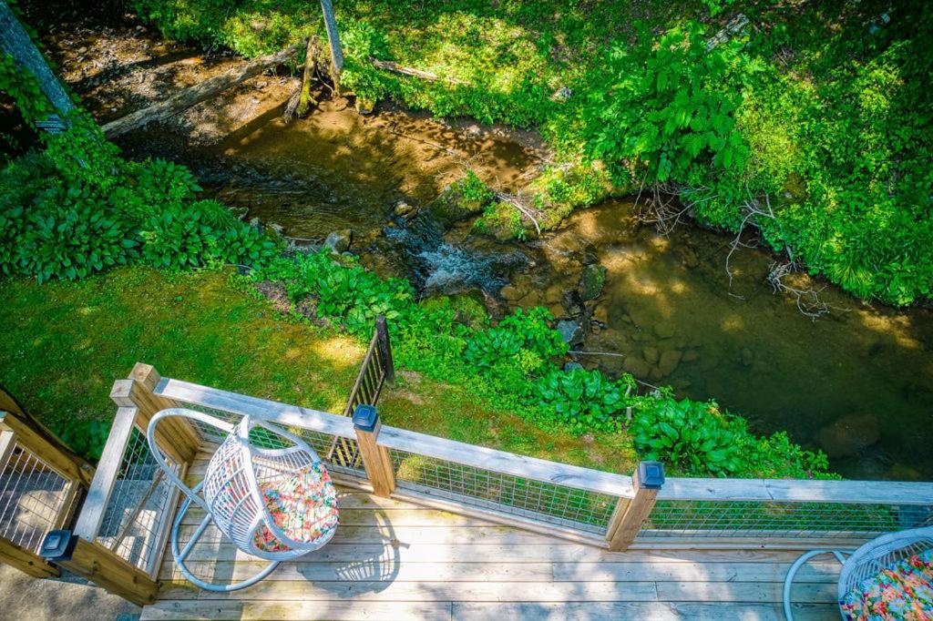جاتلينبرج Black Bear Falls - With An In-Law Suite المظهر الخارجي الصورة