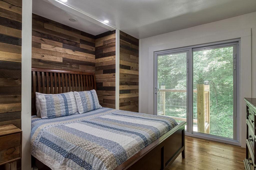 جاتلينبرج Black Bear Falls - With An In-Law Suite المظهر الخارجي الصورة